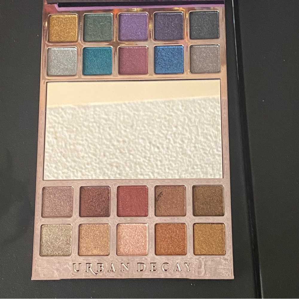 Urban Decay Metallic Eyeshadow Palette in Purple and Gold